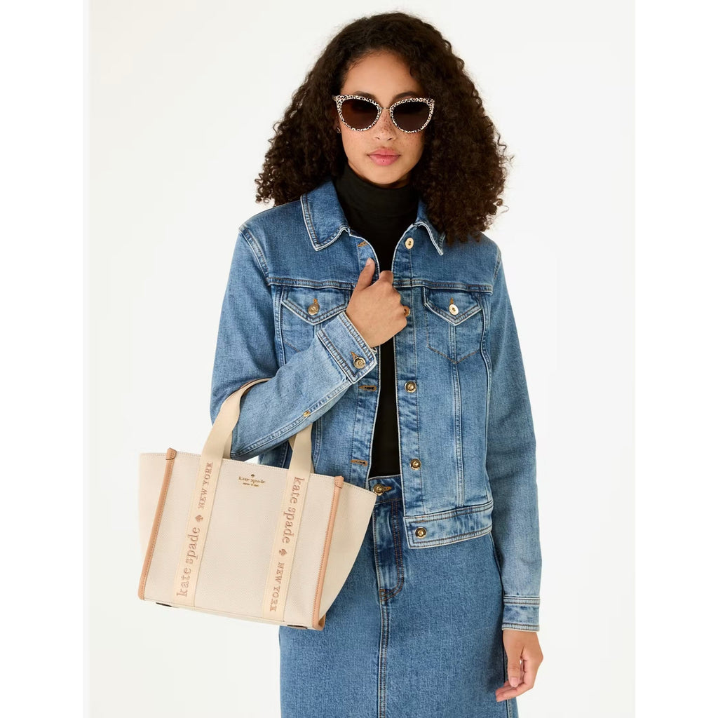 https://img.kwcdn.com/local-goods-image/21f06642e0/a57a9464-d44b-45ca-9d5a-500566f59a3c_2160x2160.jpeg.format.jpg